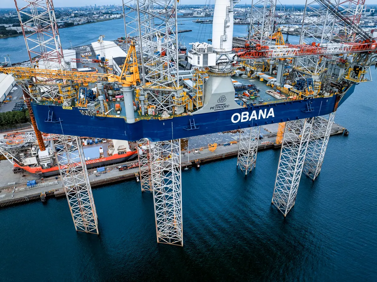 The actual OBANA heavy-lift jack-up vessel at the Damen shipyard